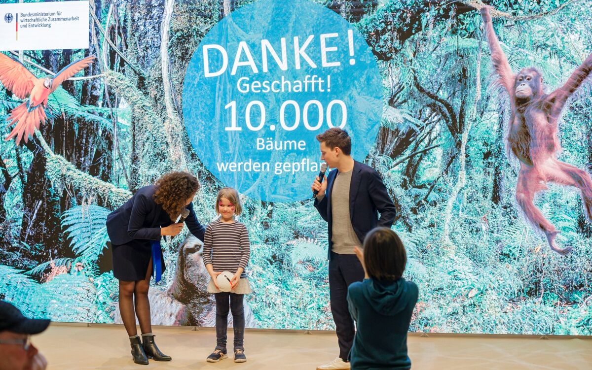 From Berlin to Yen Bai: 10,000 trees for Vietnam